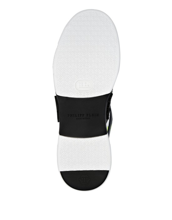 ботинки  по цене 41990 руб вид справа