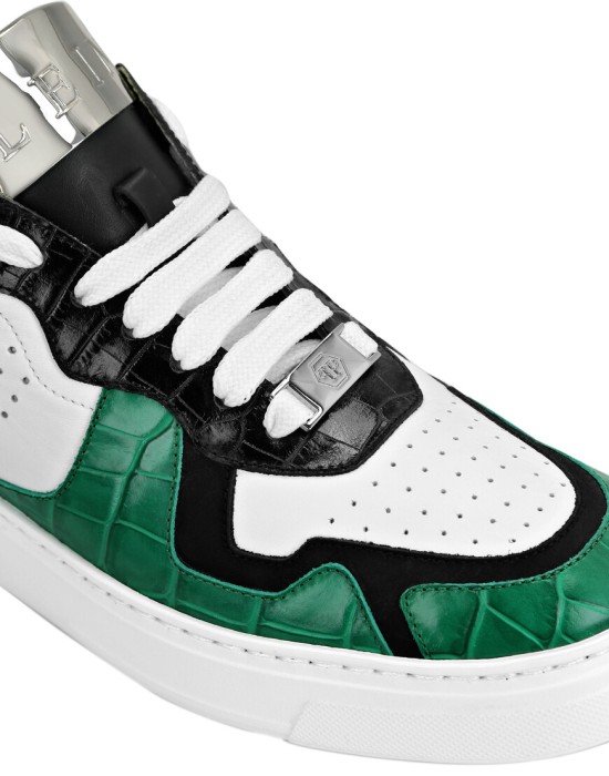 ботинки  из проверенных материалов спереди