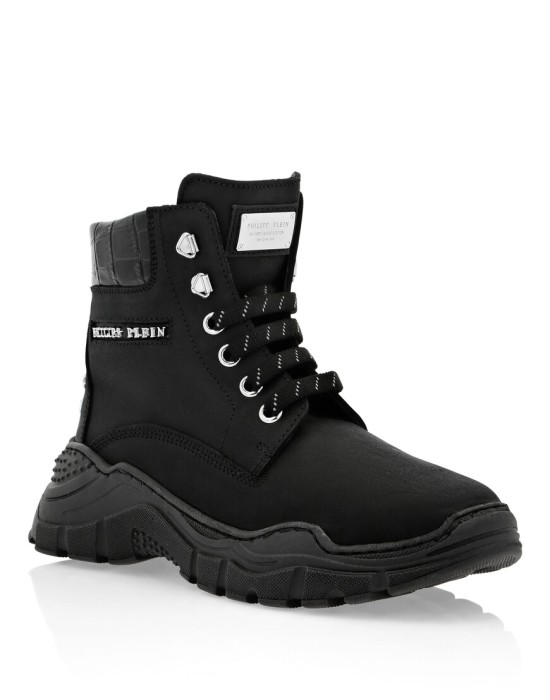 ботинки  по цене 57630 руб вид справа