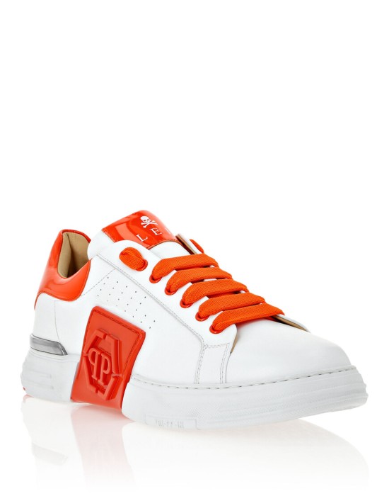 ботинки  от бренда philipp plein вид слева