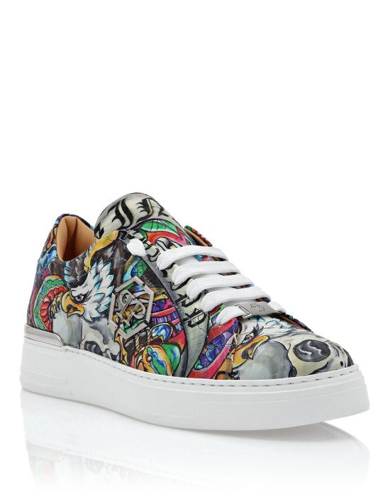 ботинки  по цене 96644 руб вид справа