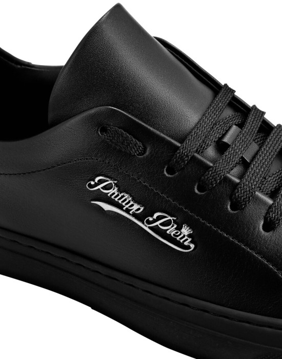 ботинки  из проверенных материалов спереди