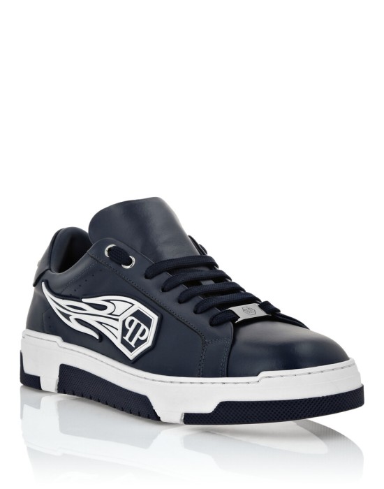 ботинки  от бренда philipp plein вид слева