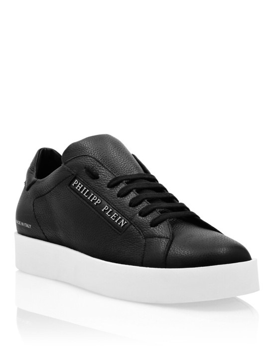 ботинки  от бренда philipp plein вид слева