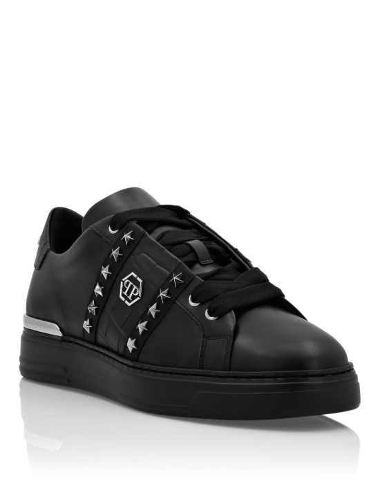 ботинки  от бренда philipp plein вид слева