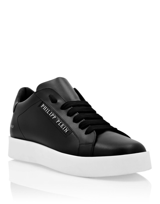 ботинки  от бренда philipp plein вид слева
