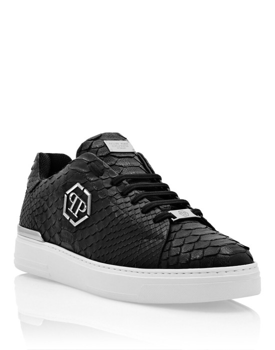 ботинки  от бренда philipp plein вид слева