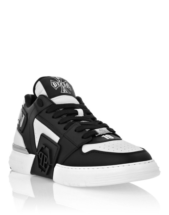 ботинки  от бренда philipp plein вид слева