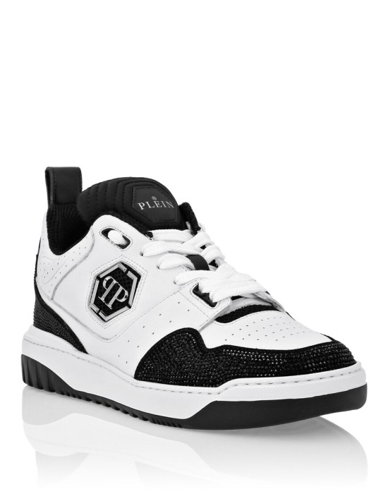 ботинки от бренда philipp plein вид слева