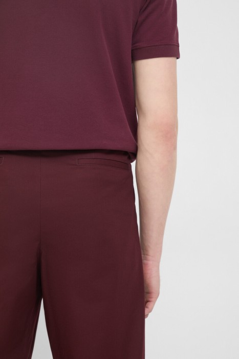 Товар бордового цвета с внутренней стороны