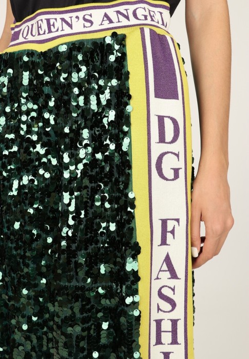 Продукция для женщин фото