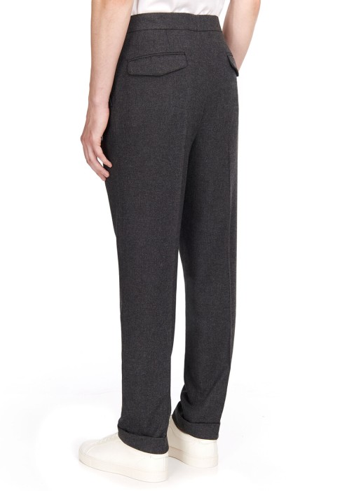 Товар серого цвета с внутренней стороны