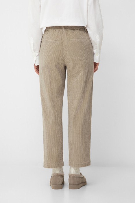 брюки  модель baggy от бренда brunello cucinelli вид слева