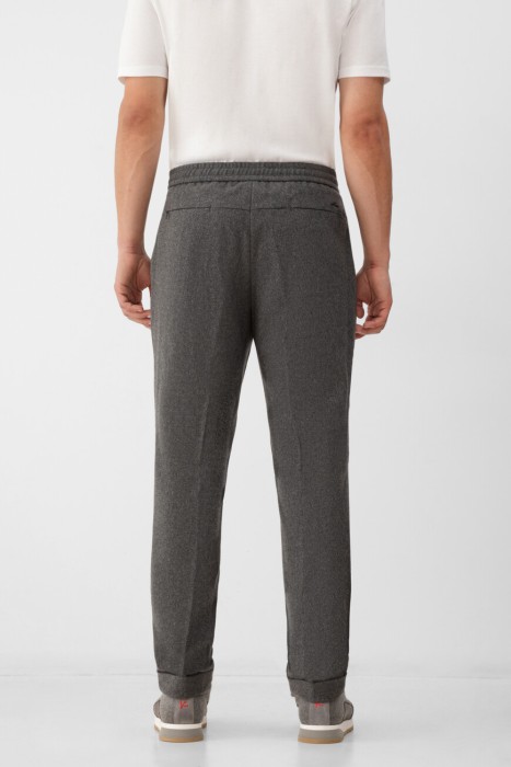 брюки  модель из актуальной коллекции от бренда paul&shark вид слева