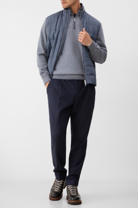 брюки  модель из актуальной коллекции из шерсти спереди