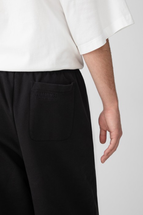 брюки  модель из лимитированной коллекции вид справа