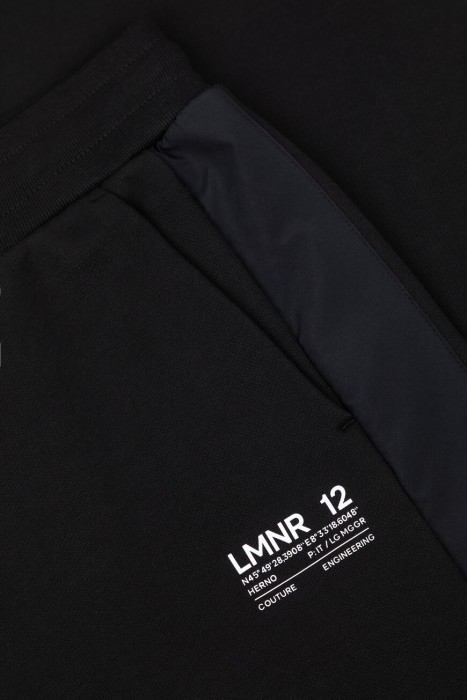 брюки  модель из линейки laminar sartorial engineering для взрослого возраста с изнаночной стороны