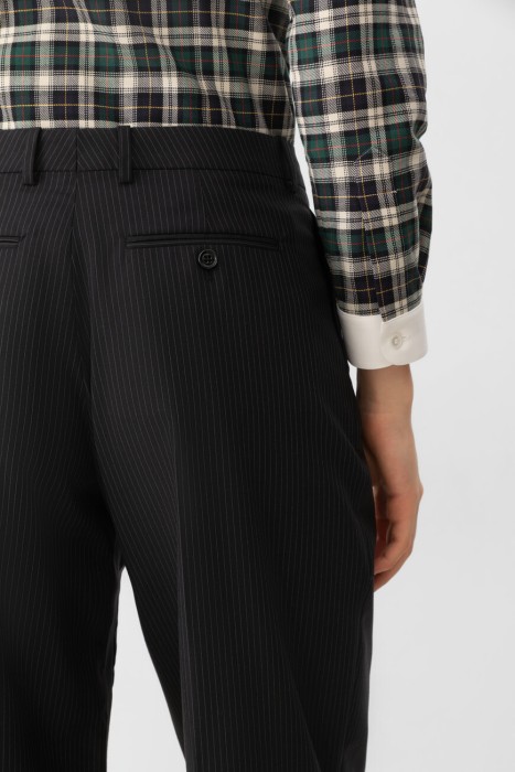 Товар разноцветного цвета с внутренней стороны