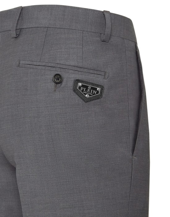 Товар серого цвета с внутренней стороны