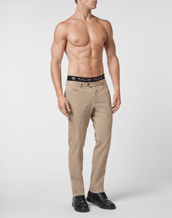 Товар бежевого цвета с внутренней стороны