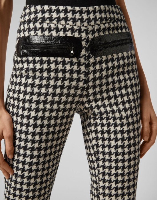 брюки прямые  из проверенных материалов спереди