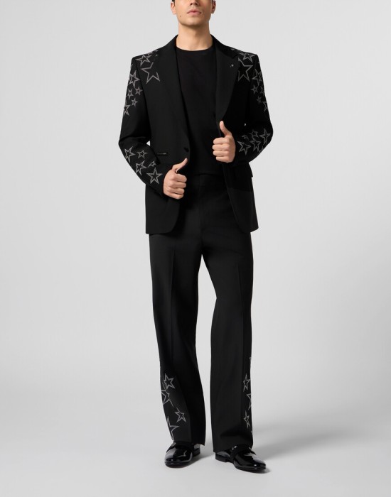 Товар черного цвета с внутренней стороны