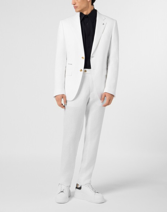 Товар белого цвета с внутренней стороны