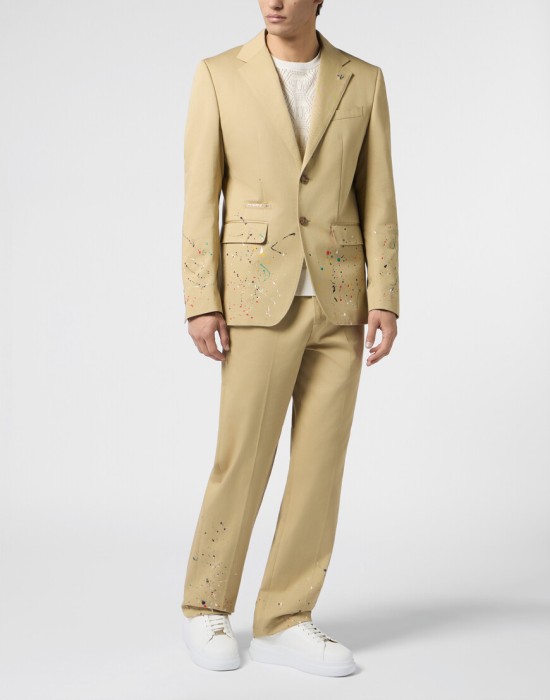 Товар бежевого цвета с внутренней стороны