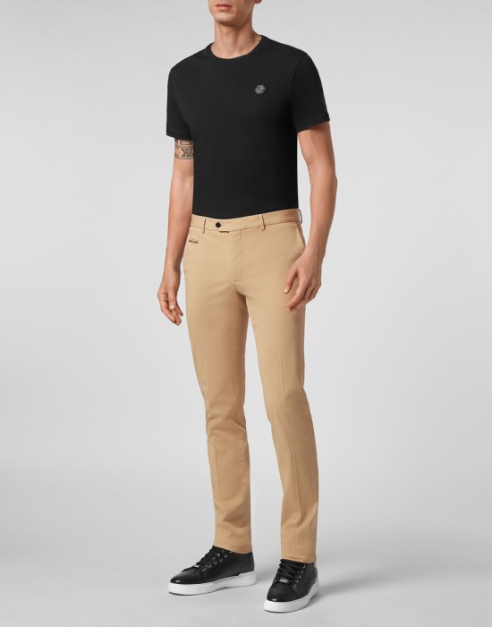 Товар бежевого цвета с внутренней стороны