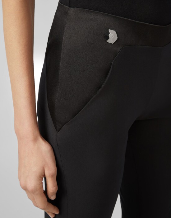 брюки прямые  из проверенных материалов спереди