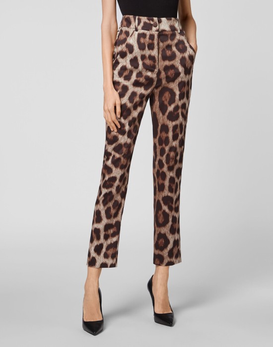 брюки прямые  по цене 65450 руб вид справа