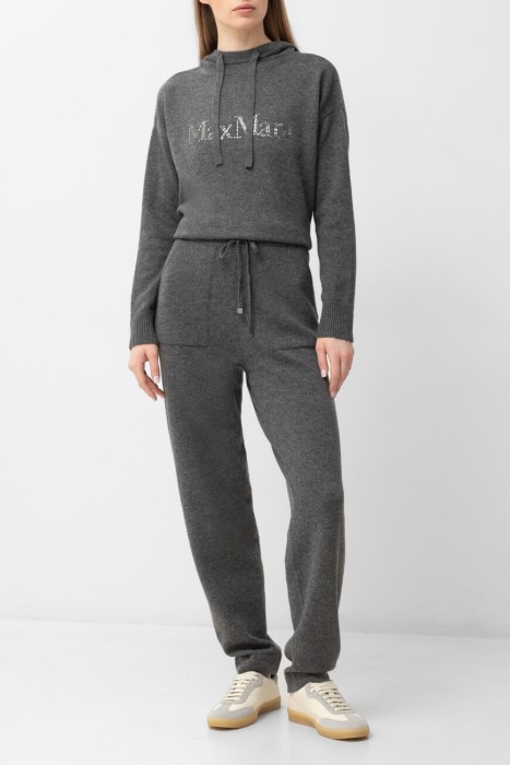 Товар серого цвета с внутренней стороны