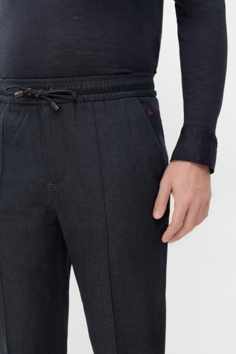 брюки спорт  из италии вид сбоку