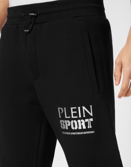 брюки спортивные  из проверенных материалов спереди