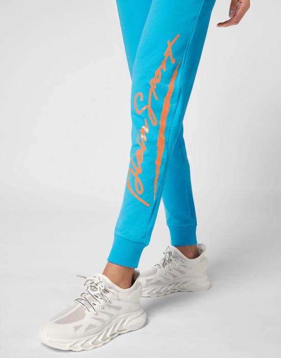 брюки спортивные  из проверенных материалов спереди