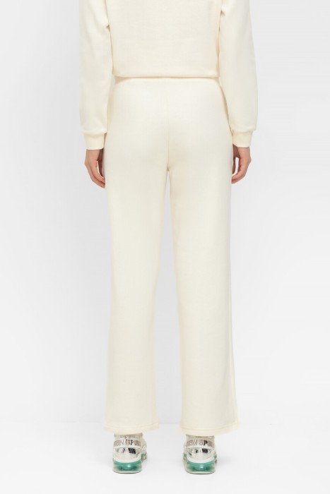 брюки спортивные  из италии вид сбоку