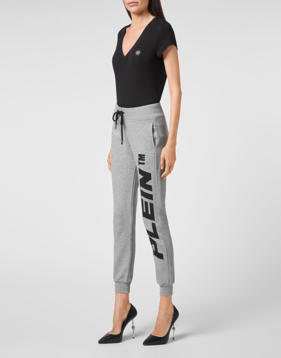 Товар серого цвета с внутренней стороны