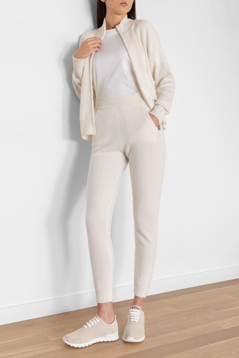 брюки спортивные  из кашемира спереди