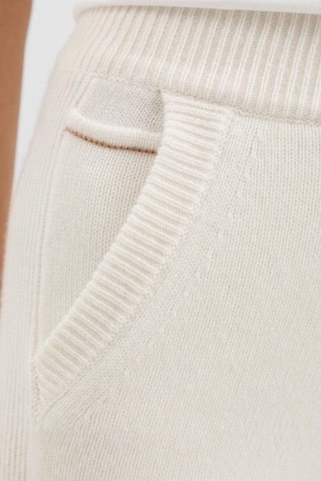 Продукция для женщин фото