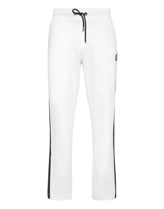 Товар белого цвета с внутренней стороны