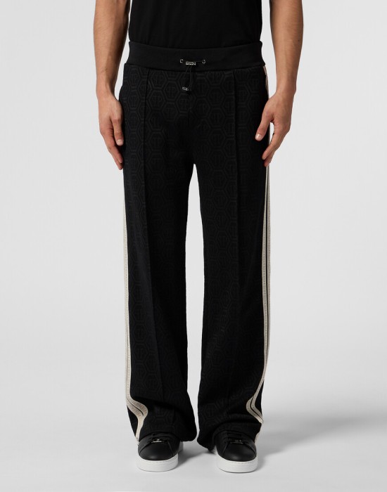 брюки спортивные  по цене 82690 руб вид справа