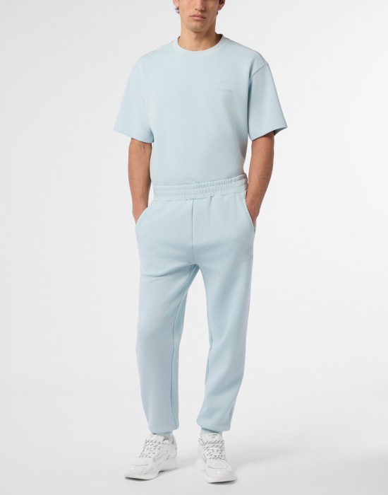 Товар голубого цвета с внутренней стороны