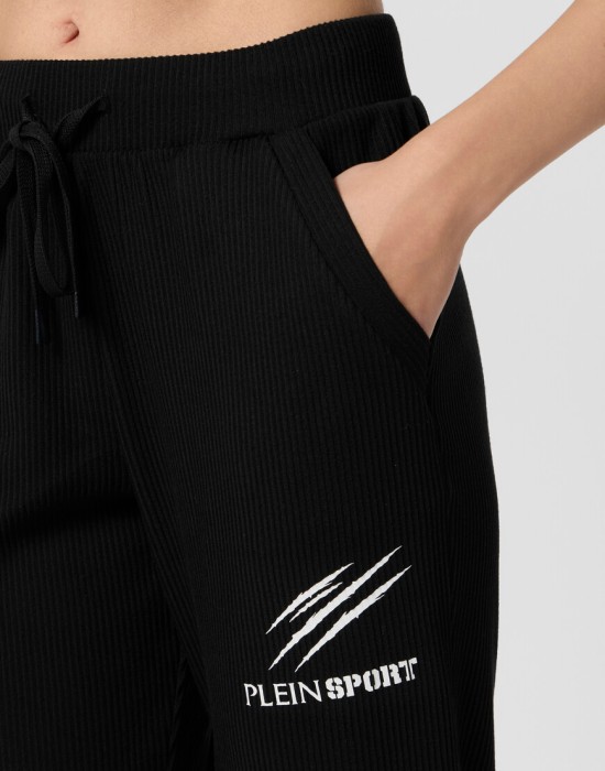 брюки спортивные  из проверенных материалов спереди