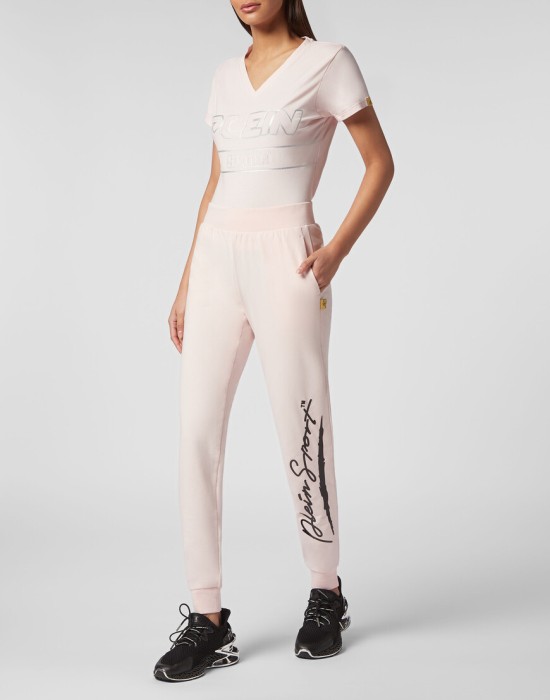 Товар розового цвета с внутренней стороны