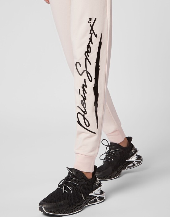 брюки спортивные  из проверенных материалов спереди