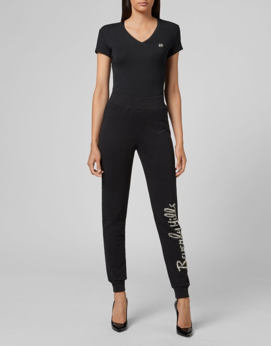 Товар черного цвета с внутренней стороны