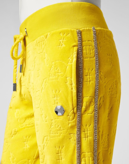 брюки спортивные  из проверенных материалов спереди