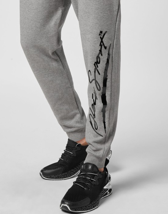 брюки спортивные  из проверенных материалов спереди