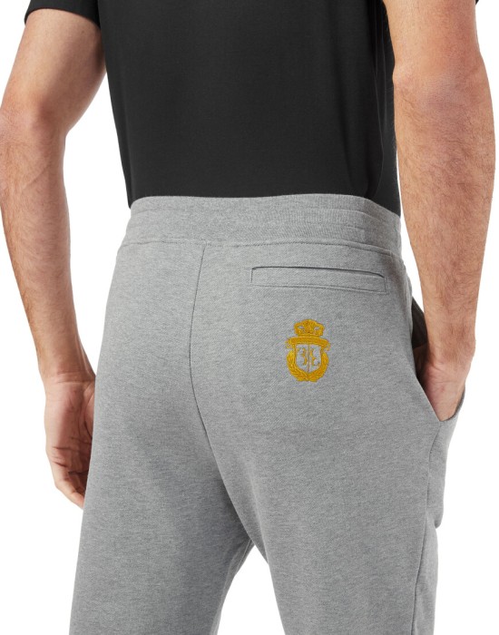 Товар серого цвета с внутренней стороны