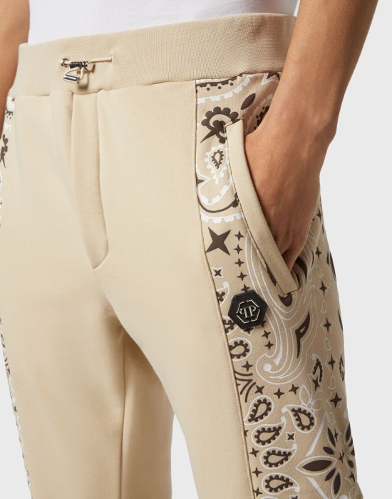 брюки спортивные  из америки вид сбоку